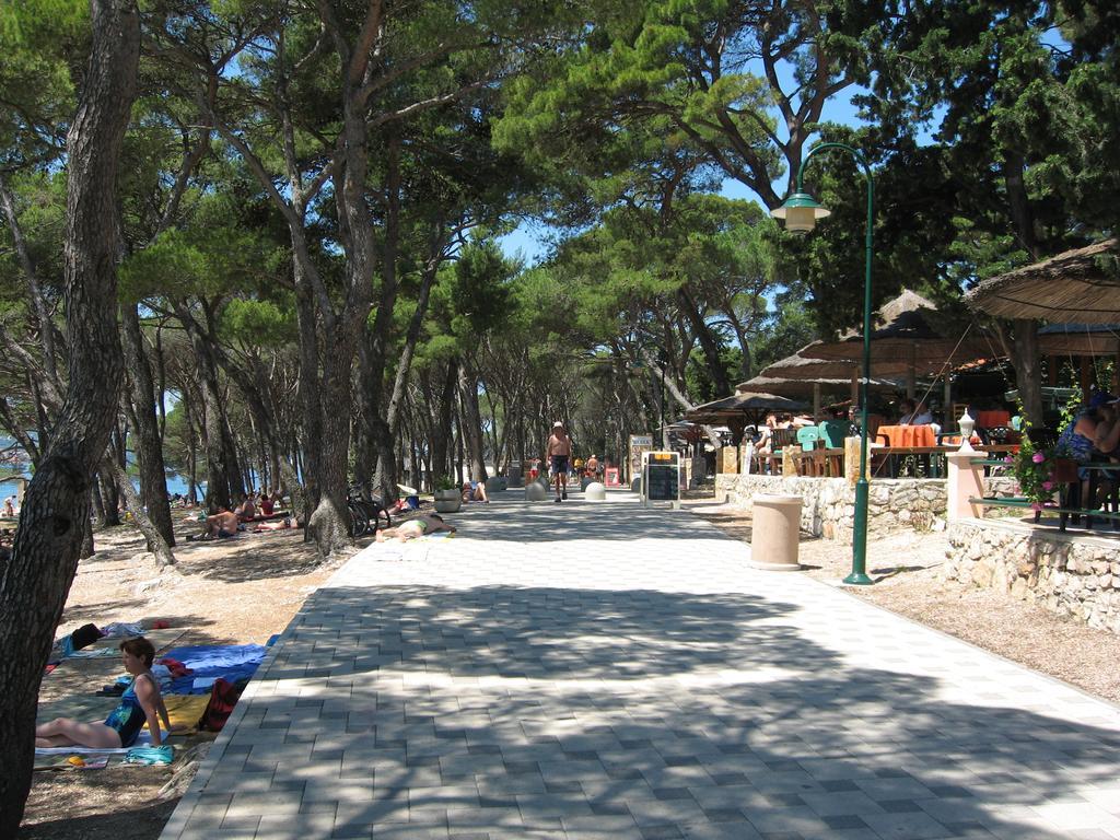 Apartments Blandona Biograd Na Moru Exterior photo