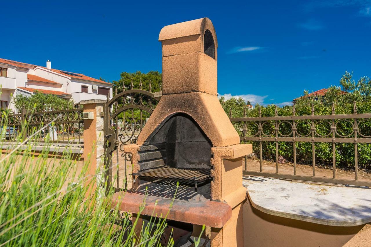 Apartments Blandona Biograd Na Moru Exterior photo